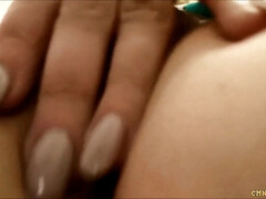 Enthousiasteling, Grote kont, Blond, Masturbatie, Buiten, Openbaar, Roodharige vrouw