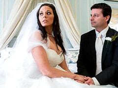 デカ尻, デカパイ, フェラチオ, バック, 手コキする, ハードコア, タトゥー, オッパイの