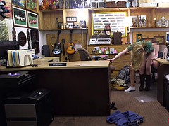 Blondie babe nailed for a pearl necklace