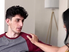 Grosser arsch, Braunhaarige, Spermaladung, Handjob, Hd, Latina, Mutti, Sohn