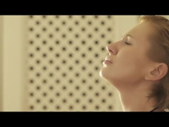 Rubia, Morena, Penetracion con dedos, Juegos, Cocina, Lesbiana, Pezones, Tatuaje