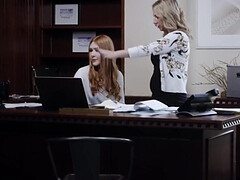 Grote mammen, Pijpbeurt, Aangekleed, Sperma, Hardcore, Kut duiken, Taboe, Trio