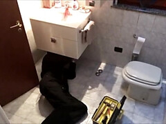 浴室, ブロンド, カップル, Hd, ヒール, 人妻の, イタリア人, スカート