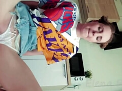 Leie, Betrug, Handjob, Pov, Rotschopf, Schwestern, Taboo, Jungendliche (18+)