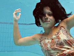 Anaal, Grote mammen, Badpak, Harig, Buiten, Russisch, Tiener, Tieten likken