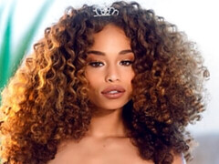 Anal, Cul, Doigter, Béant, Branlette thaïlandaise, Masturbation, Rasée, Solo