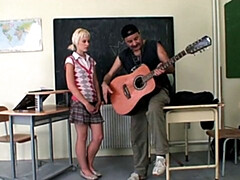 Blasen, Hochschule, Oma, Lecken, Reif, Muschi, Schulmädchen, Lehrer