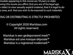 Kont, Kont naar mond, Grote kont, Grote mammen, Rondborstig, Hakken, Moeder die ik wil neuken, Geschoren