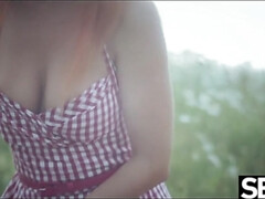 Gros seins, Blonde, Fétiche, Petite amie, Maman, Mamelons, De plein air, Rétro