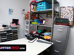 Gros seins, Sucer une bite, Faciale, Doigter, Mère que j'aimerais baiser, Chatte, Lécher le sphincter, Nénés