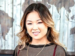 Asiatisch, Braunhaarige, Fingern, Klaffend, Masturbation, Milf, Spielzeuge, Netzkamera