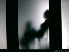 Gros seins, Brunette brune, Plantureuse, Lesbienne, Masturbation, Mère que j'aimerais baiser, Solo, Jouets