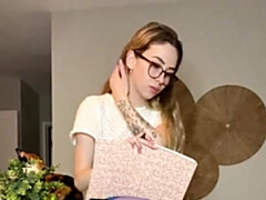 Blondie in stockings and heels dildo fucks herself