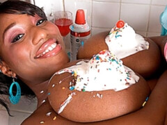 Tetas grandes, Negro, Morena, Comida, Abierta, Pajear, Masturbación, Solo