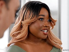 Gros cul, Grosse bite, Gros seins, Blonde, Sucer une bite, Noir ébène, Interracial, Rasée