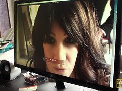 Садо мазо, Пальцем, Поцелуи, Мастурбация, Милф, Оргазм, Бритые, Тату