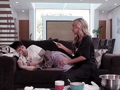 舐める尻, デカチン, ブロンド, ズームショット, ディルド, 毛深い, 看護婦, オマンコ