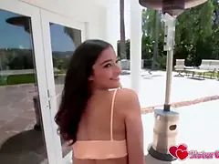 Grinding on Glamour Stepsister