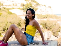 Nana, Sucer une bite, Brunette brune, Hard, De plein air
