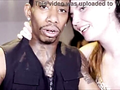 お尻, 舞台裏, 異人種間, パーティ