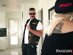 Hinter den kulissen, Grosser schwanz, Grosse titten, Blondine, Hd, Lecken, Realität, Schreiend