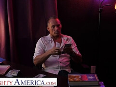 アメリカ人, フェラチオ, 茶髪の, 天然, オマンコ, 馬乗り, 叫ぶ, ストッキング