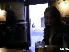 Bruinharig, Hd, Rijpe lesbienne, Moeder die ik wil neuken, Moeder, Kut duiken, Realiteit, Stiefmoeder