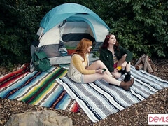 Plantureuse, Pénétrer avec le poing, Lesbienne, Léchez, De plein air, Réalité, Rousse roux, Lécher le sphincter