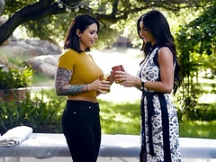 Amateur, Morena, Penetracion con dedos, Lesbiana, Masaje, Madres para coger, Coño, Anilingus