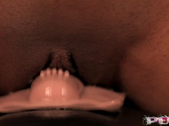 Grote mammen, Bruinharig, Indisch, Ondergoed, Masturbatie, Moeder die ik wil neuken, Kousen, Speelgoed