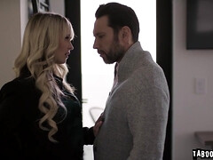 Tetas grandes, Mamada, Garganta profunda, Polla, Estilo perrito, Penetracion con dedos, Tetas naturales, Coño