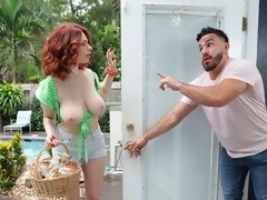 デカ尻, デカパイ, フェラチオ, 捕まる, 手コキする, キッチン, 淫乱熟女, 赤毛