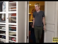 Slaapkamer, Hondjeshouding, Hd, Likken, Geschoren, Mager, Tiener, Tieten likken