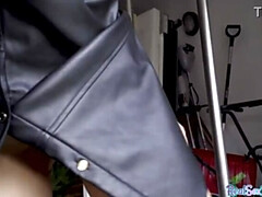 Leie, Blasen, Braunhaarige, Nahaufnahme, Leder, Strumpfhose, Pov, Muschi