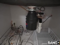 Grosser arsch, Grosse titten, Braunhaarige, Vollbusig, Hundestellung, Hardcore, Milf, Dusche