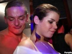 Amateur, Semen en la boca, Corridas, Doble penetracion, Grupo, Sexo duro, Montar, Intercambio de parejas