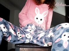 College Girl In Jammies Plays With Black Vibro