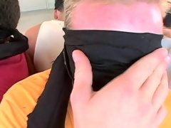 Leie, Grosser arsch, Schwarz, Blasen, Spermaladung, Hardcore, Orgie, Flotter dreier