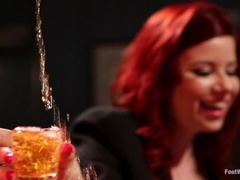 Pieds, Femme dominatrice, Fétiche, Lesbienne, Nylon, Chatte, Jarretelles, Plan cul à trois