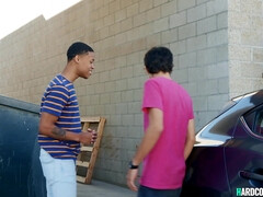 Gros seins, Sucer une bite, Rondelette, Partouze, Hard, Interracial, Espagnole, Plan cul à trois