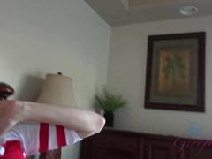 Corridas faciales, Penetracion con dedos, Masturbacion con pies, Orgasmo, Pequeña, Afeitado, Tetas, Mojado