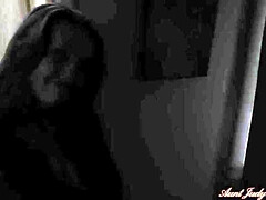 Большая жопа, Большие сиськи, Брюнетки, Грудастые, Мастурбация, Зрелые, Натуральные сиськи, Сиськи