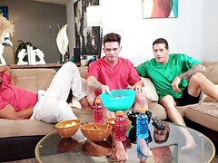 フェラチオ, バック, フェティッシュ, ゲイ, Hd, 筋肉, 三人, トレイン