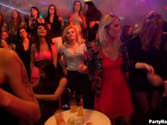 Verga grande, Vestidas, Bailar, Hembra, Grupo, Lencería, Fiesta, Chupando