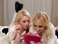 Колледж, Хд, Лесбиянка, Лизание, Киски, Юбки, Сиськи, Униформа