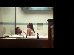 Braunhaarige, Prominente, Dusche