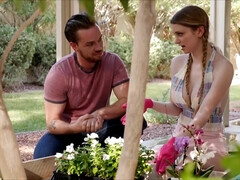 18 jaar, Blond, Sperma shot, Vingeren, Hd, Klein, Twee staartjes, Tiener