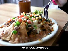 デカパイ, ブロンド, 指いじり, なめる, 淫乱熟女, オマンコ, オッパイの, 妻