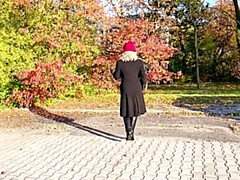 Amateur, Gros seins, Blonde, Seins naturels, De plein air, Public, Solo, Se déshabiller