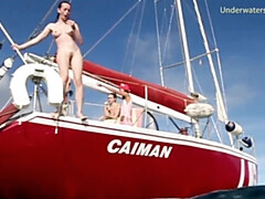 Красотки, Блондинки, Фетиш, Хд, Лесбиянка, На публике, Русские, Сиськи